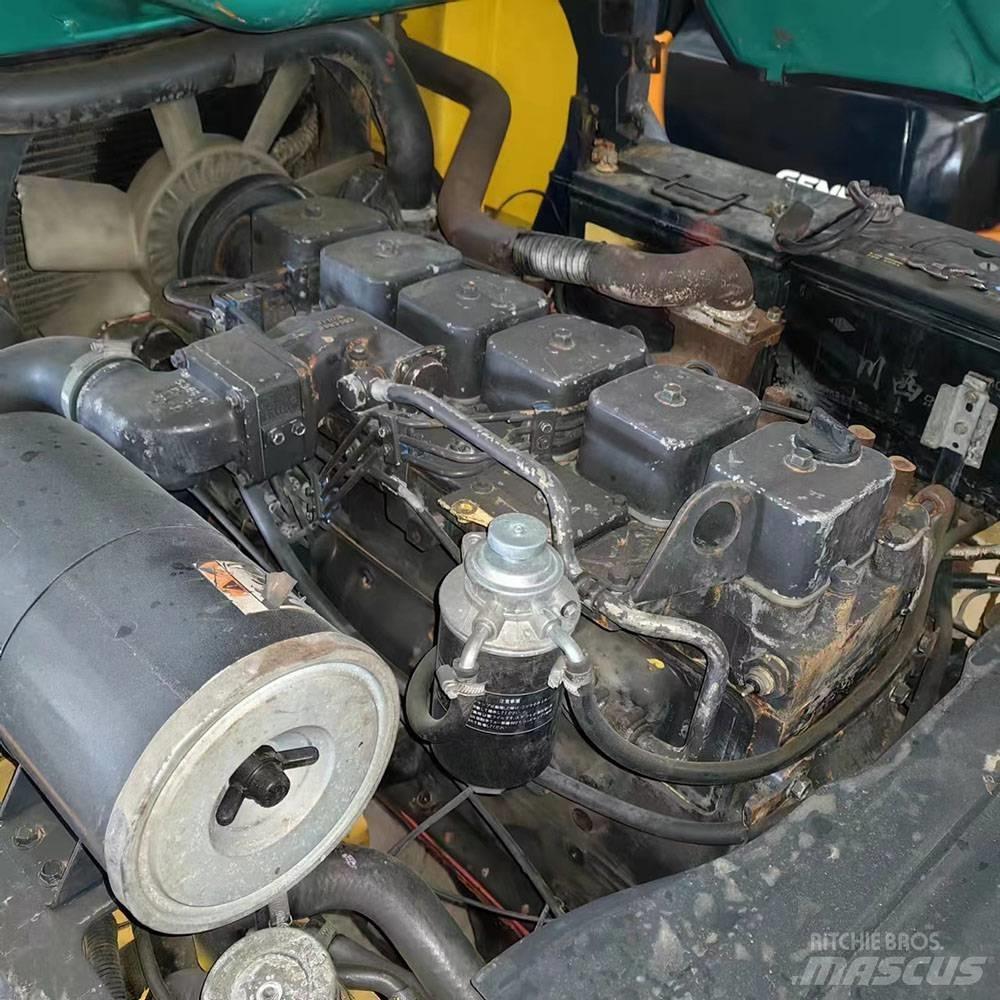 Komatsu FD 50-6 Tehnika ar dīzeļa dzinēju