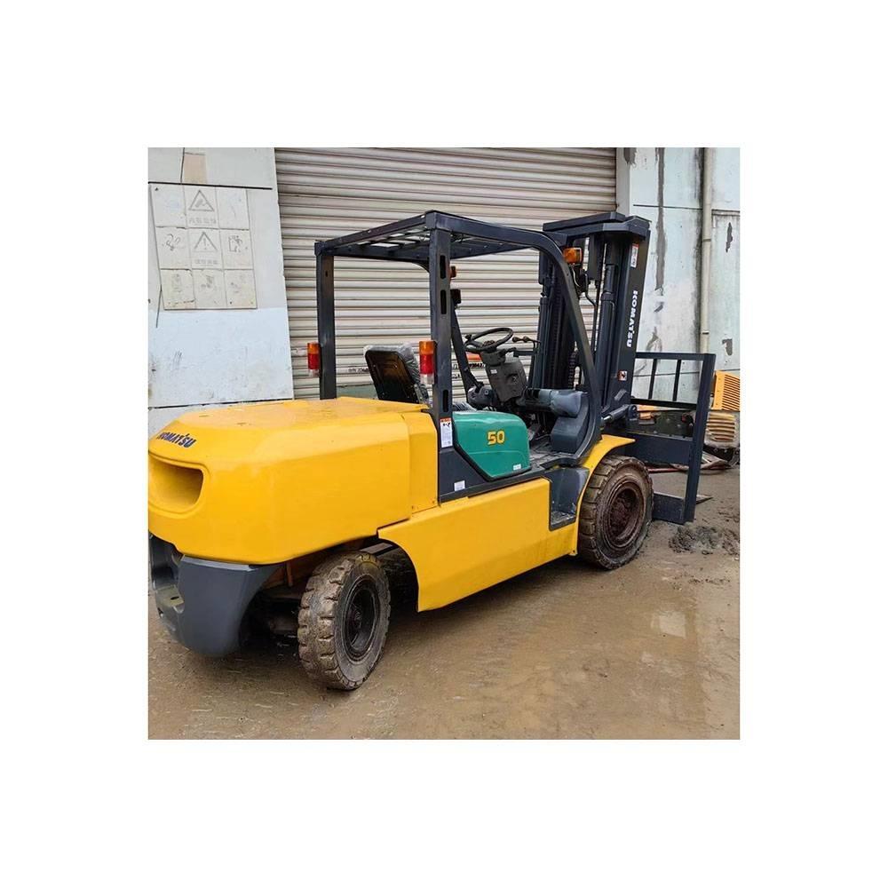 Komatsu FD 50-6 Tehnika ar dīzeļa dzinēju