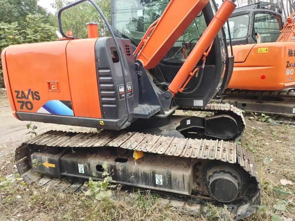 Hitachi ZX 70 Vidēja lieluma ekskavatori 7 t - 12 t