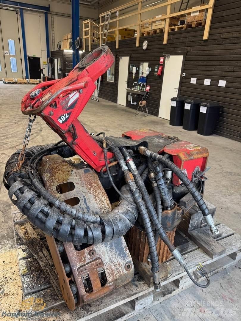 Komatsu S82 Hārvesteru kausi