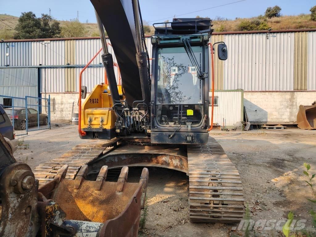 Volvo EC 220 E Kāpurķēžu ekskavatori