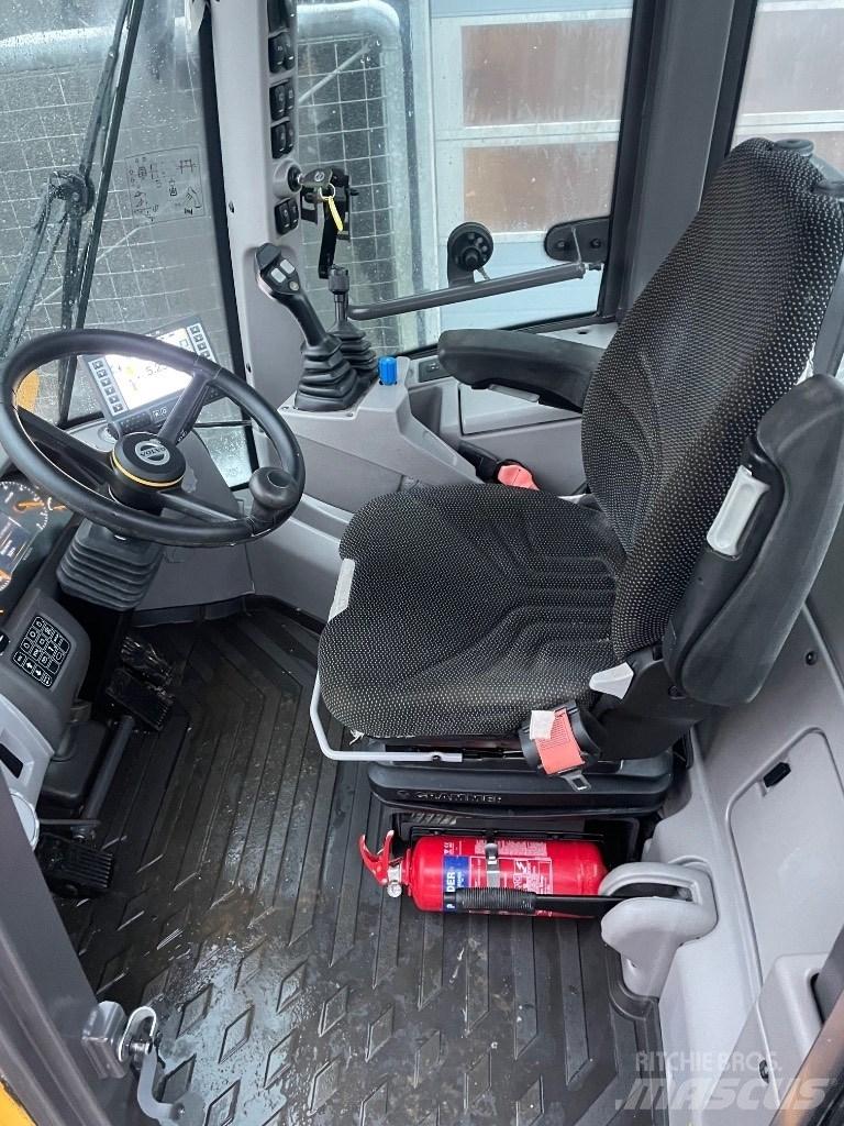 Volvo L45H 30 km/t Iekrāvēji uz riteņiem
