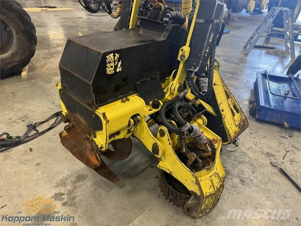 John Deere 415 Hārvesteru kausi