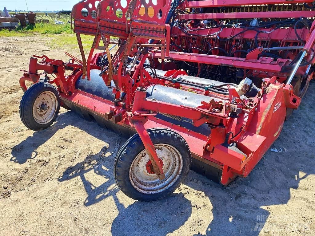 Grimme FM 270 Biešu novākšanas kombaini