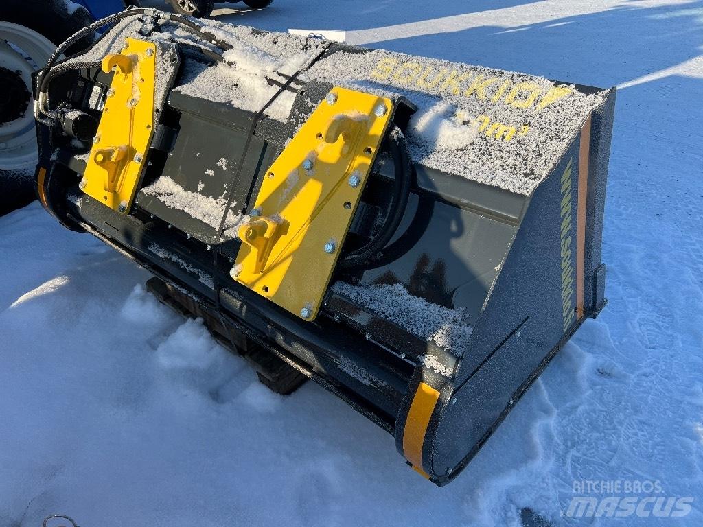 Soukkio HK 1.0m^3 Smilšu un sāls kaisītāji