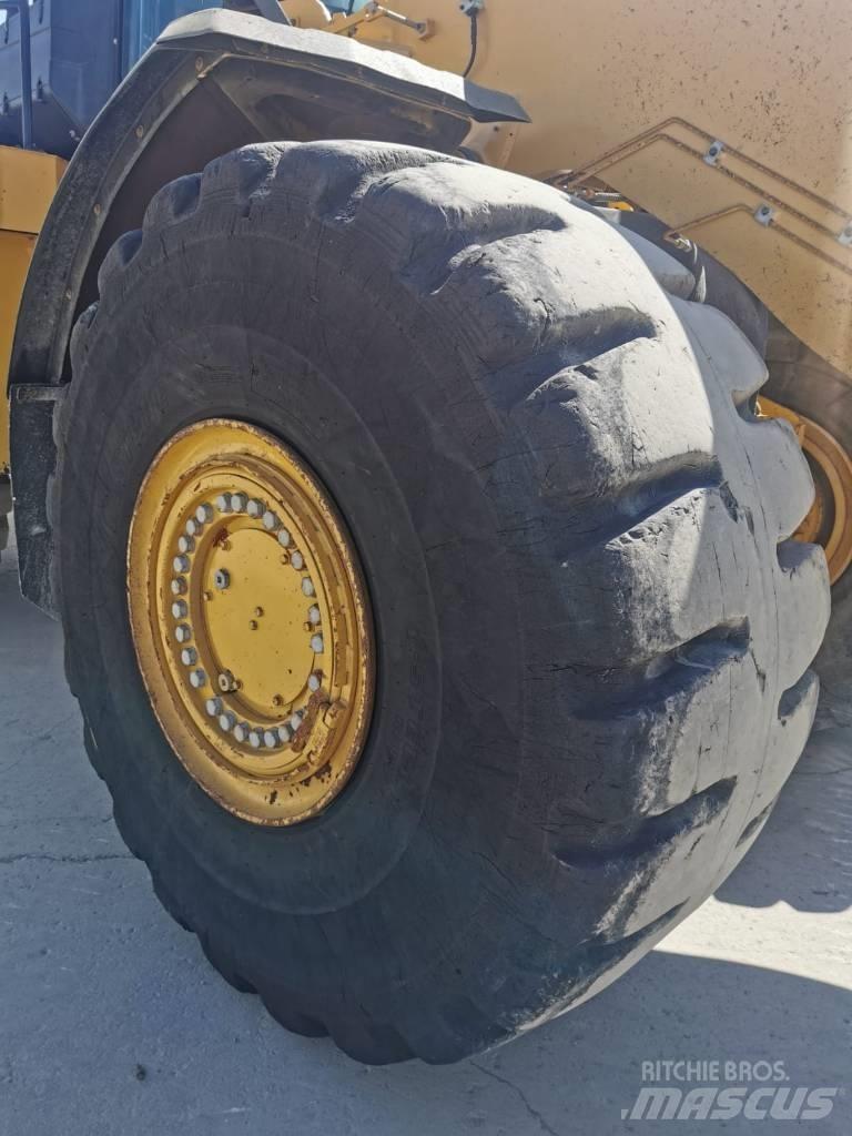 CAT 980M Iekrāvēji uz riteņiem
