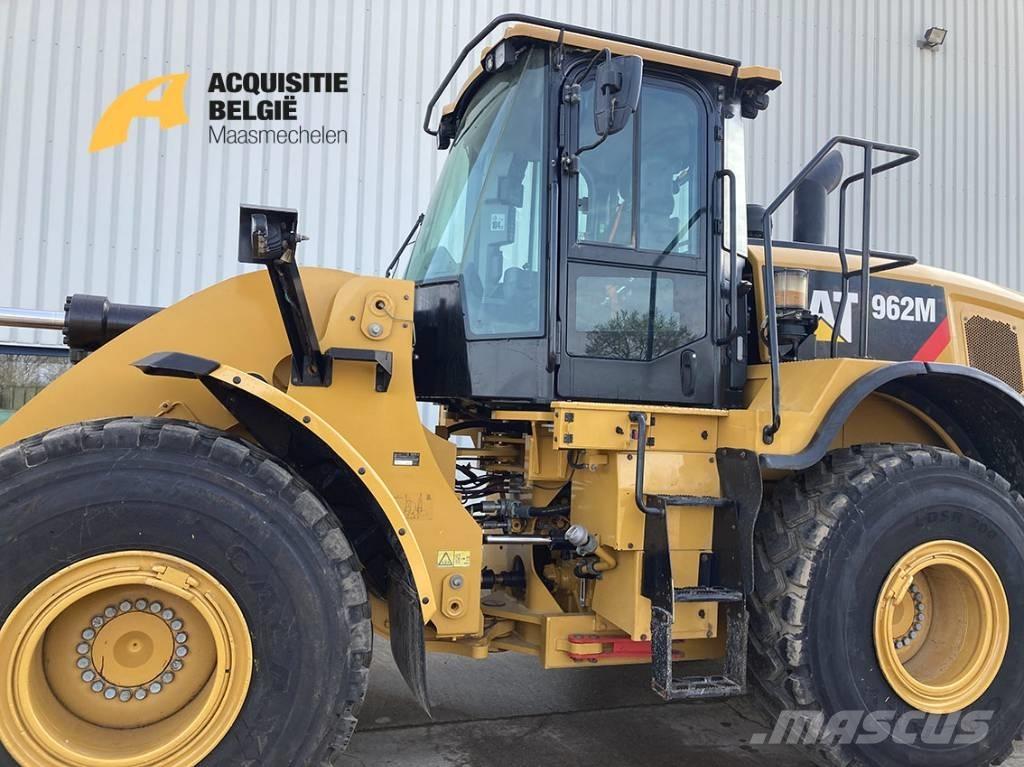 CAT 962 M Iekrāvēji uz riteņiem