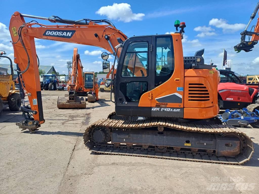 Doosan DX140LC-7K Kāpurķēžu ekskavatori