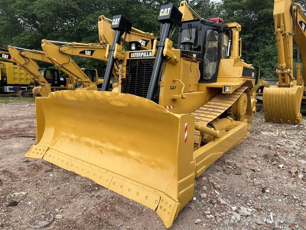 CAT D 7 R Kāpurķēžu buldozeri