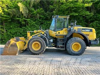 Komatsu WA 380-8 Iekrāvēji uz riteņiem