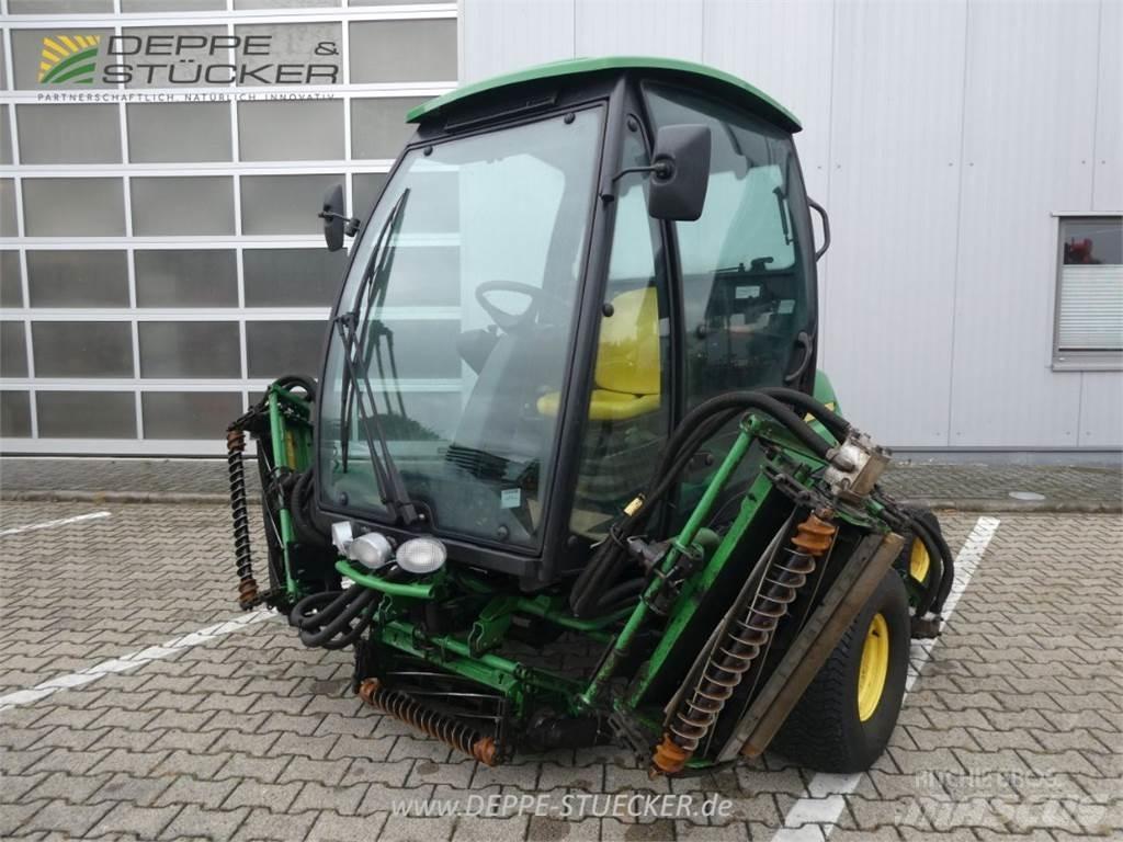 John Deere 8900A Pļaujmašīnas