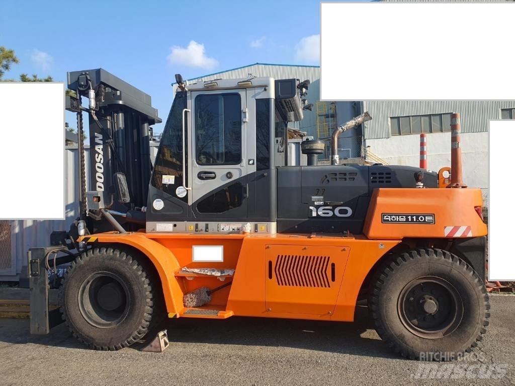 Doosan D 160 S-5 Tehnika ar dīzeļa dzinēju