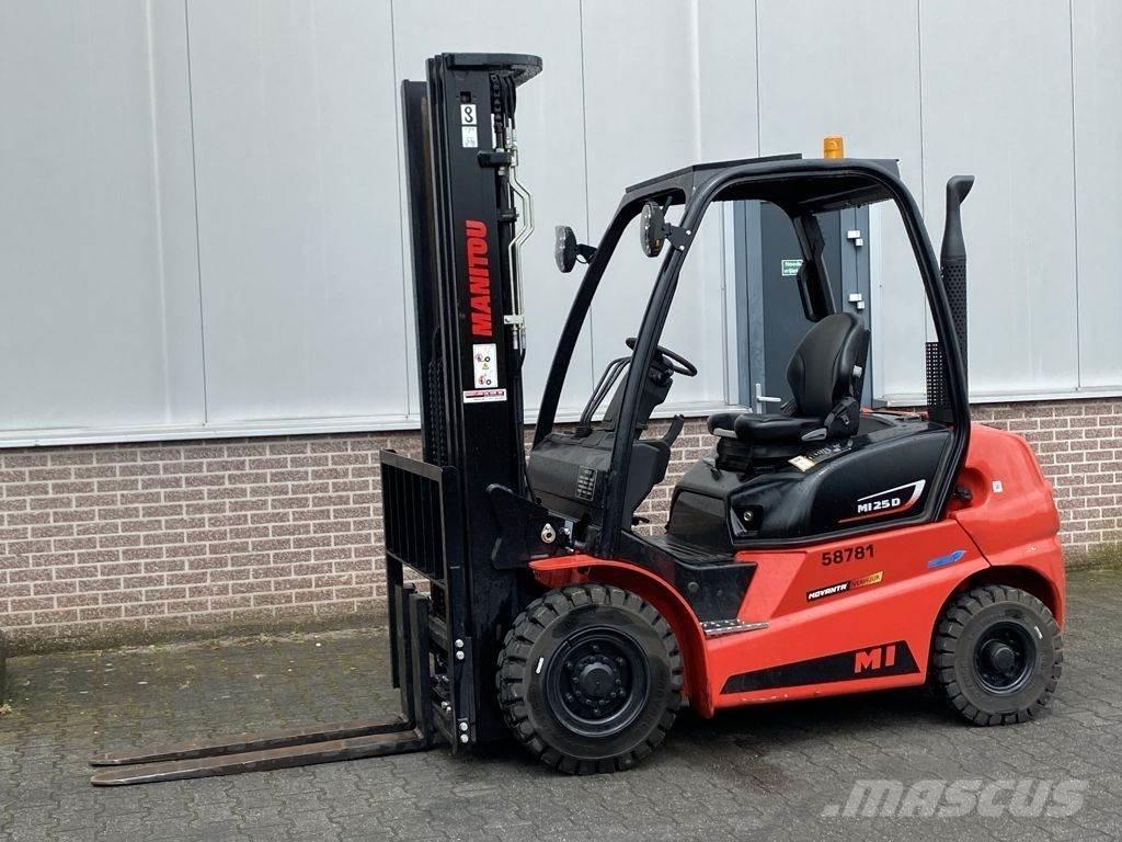 Manitou MI 25 Tehnika ar dīzeļa dzinēju