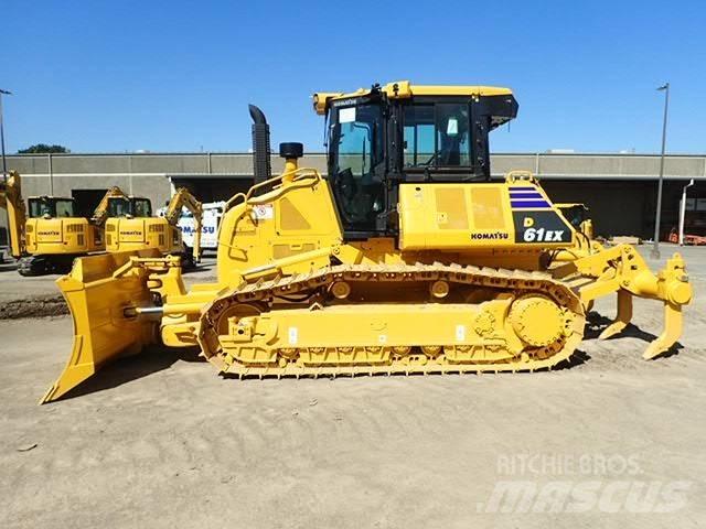 Komatsu D61EX-24 Kāpurķēžu buldozeri