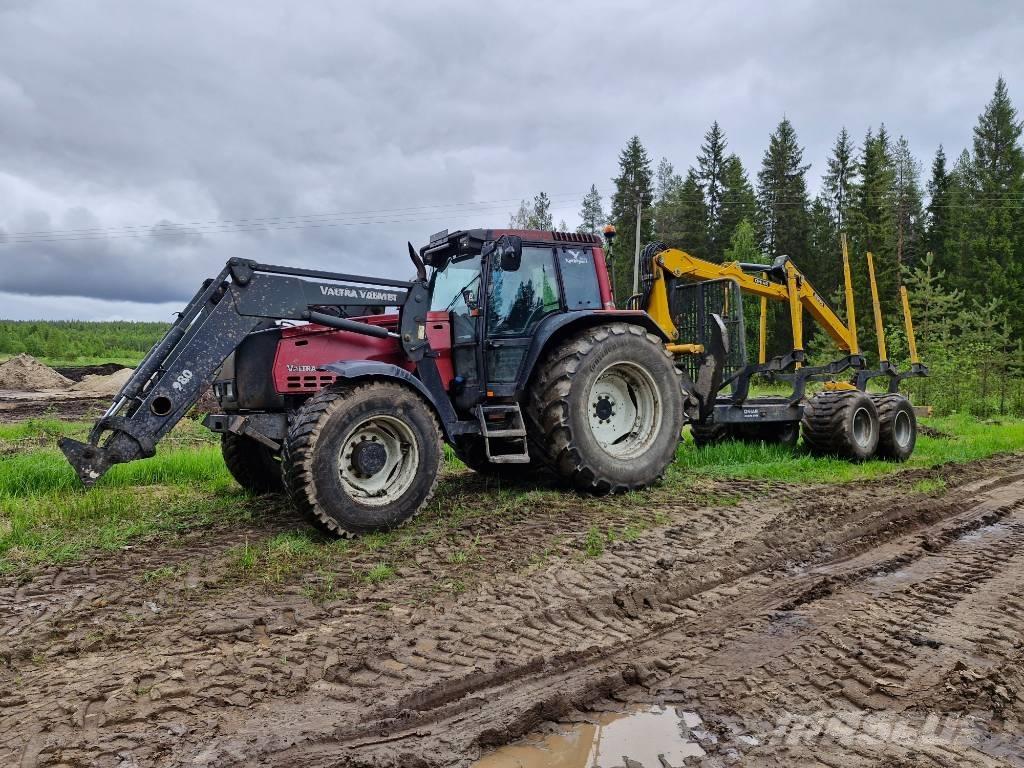 Valtra 8450 Hitech Traktori