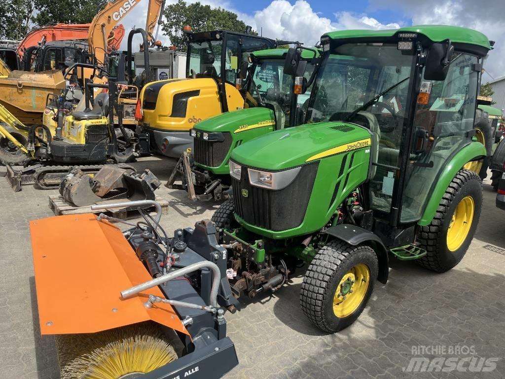 John Deere 3045 R Kompaktie traktori