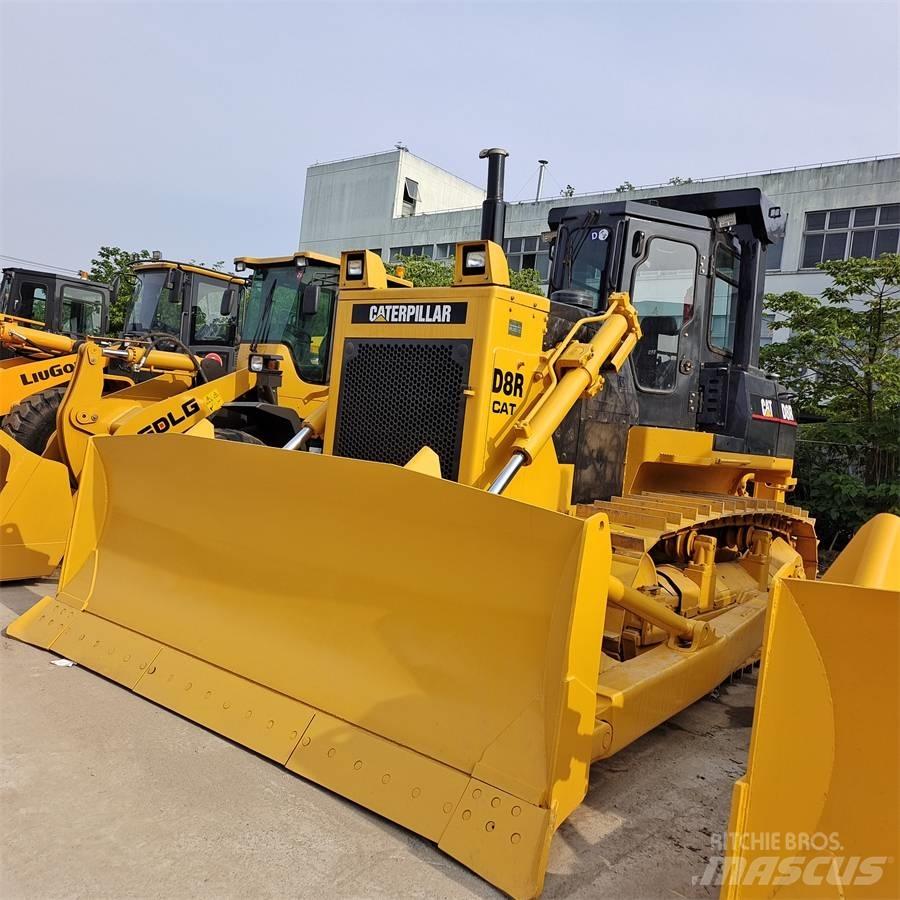 CAT D 8 R Kāpurķēžu buldozeri