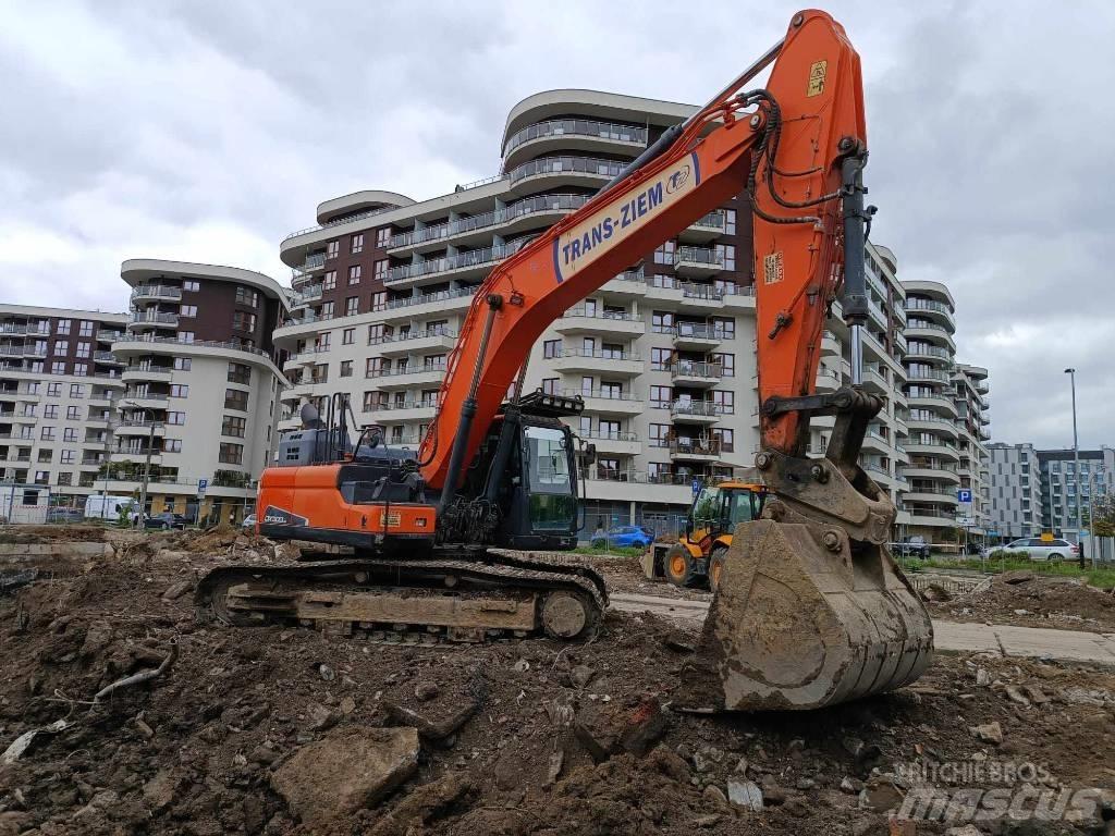 Doosan DX 300 LC-5 Kāpurķēžu ekskavatori