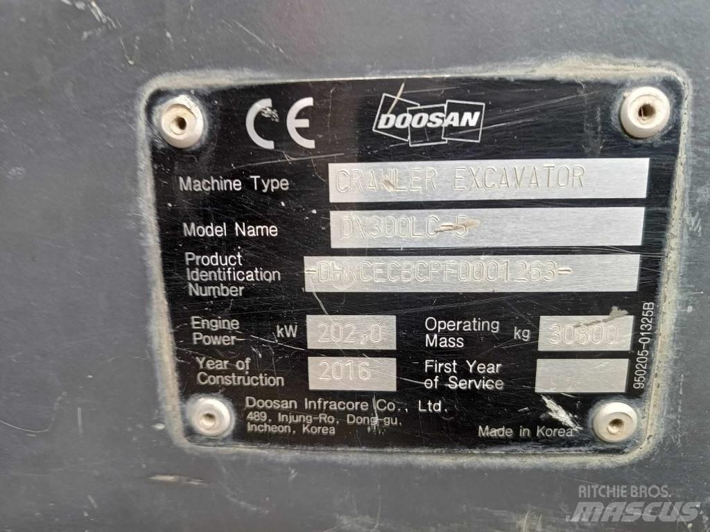 Doosan DX 300 LC-5 Kāpurķēžu ekskavatori
