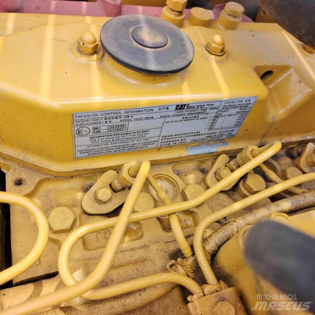 CAT 320CL Kāpurķēžu ekskavatori