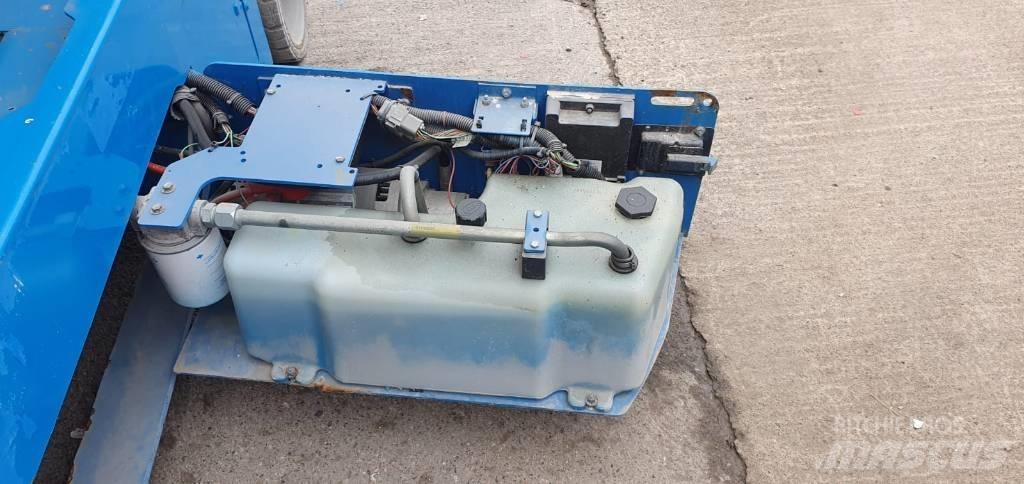Genie GS 4047 Šķerveida pacēlāji