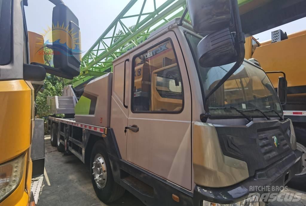 Zoomlion ztc 251v Visurgājēji celtņi