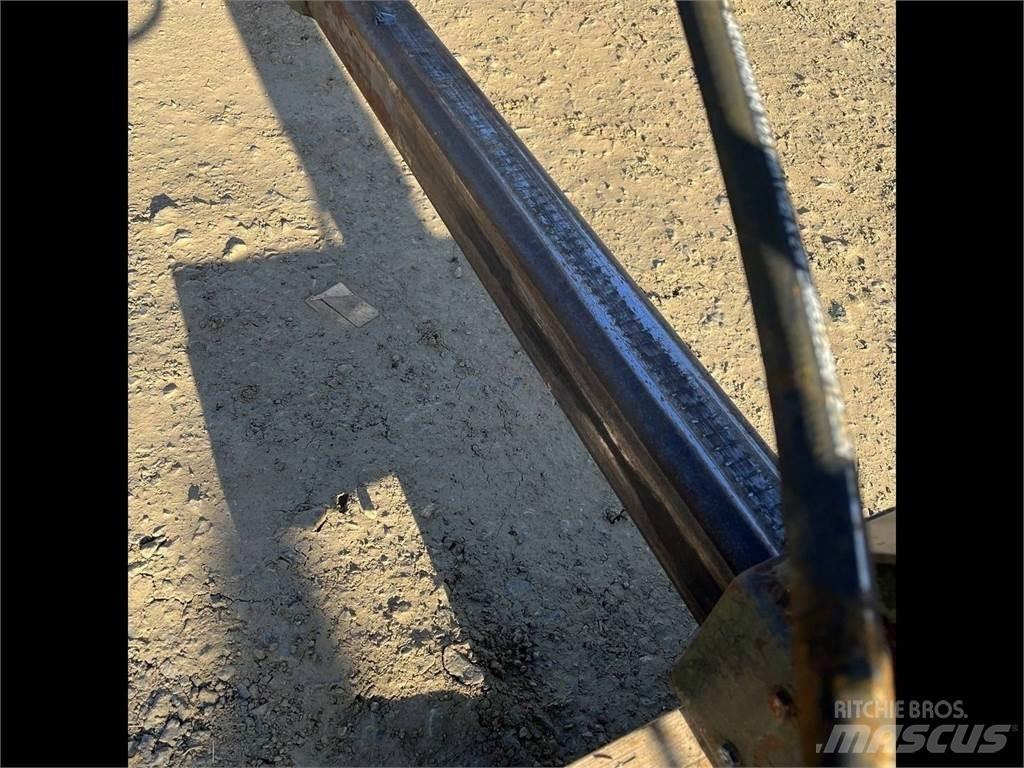 Loglift F71 F85 Mežizstrādes mašīnu krāni