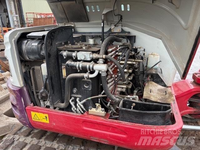 Takeuchi TB 260 Mini ekskavatori < 7 t