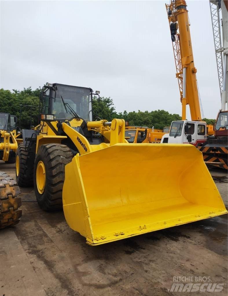 Komatsu WA 380 Iekrāvēji uz riteņiem