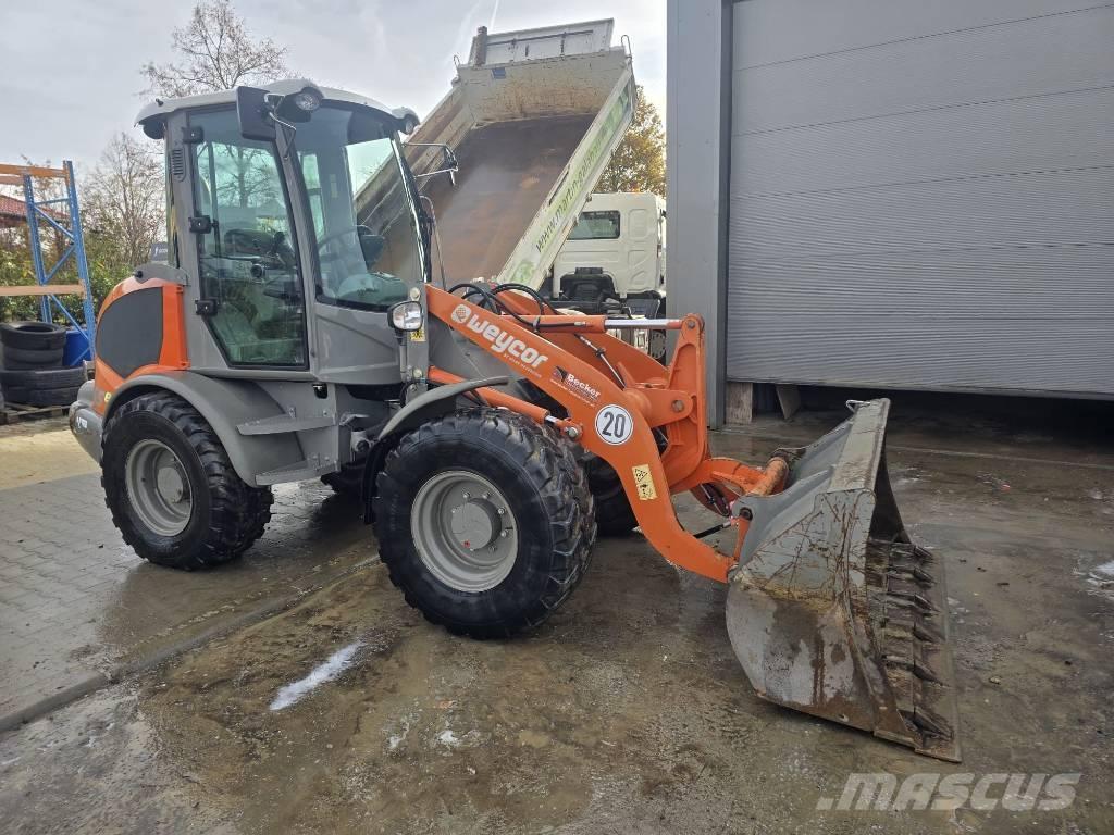 Atlas AR 65 Iekrāvēji uz riteņiem