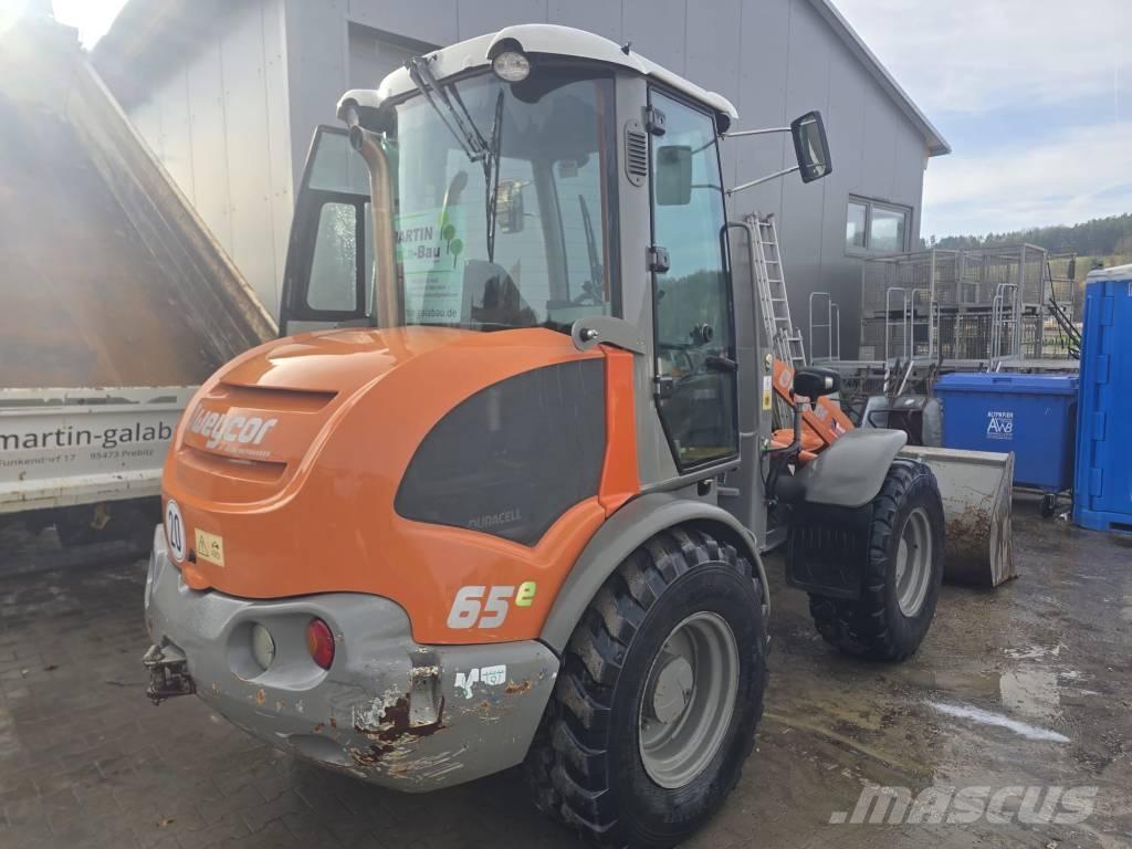 Atlas AR 65 Iekrāvēji uz riteņiem