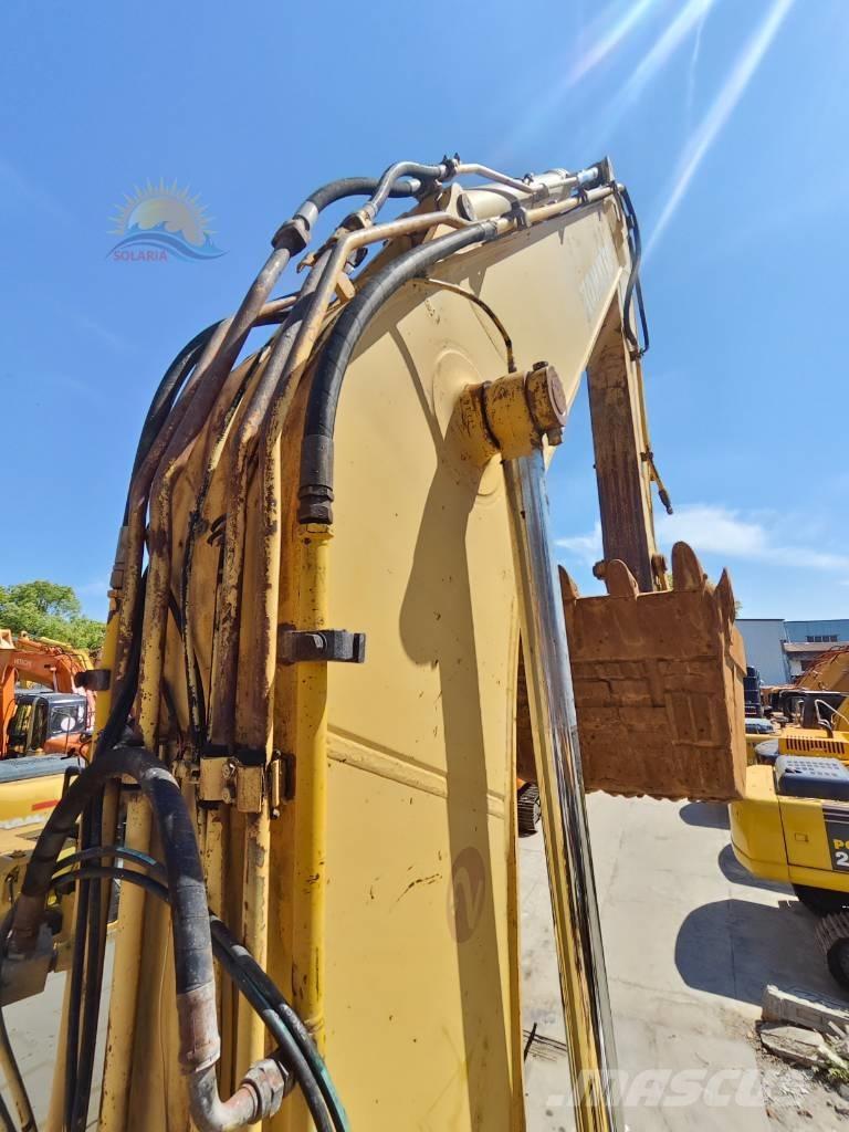 Komatsu pc240-7 Kāpurķēžu ekskavatori