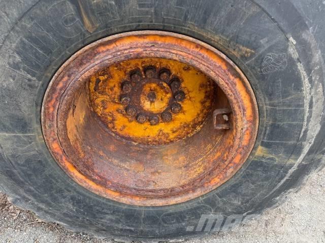 Komatsu WA 200-5 Iekrāvēji uz riteņiem