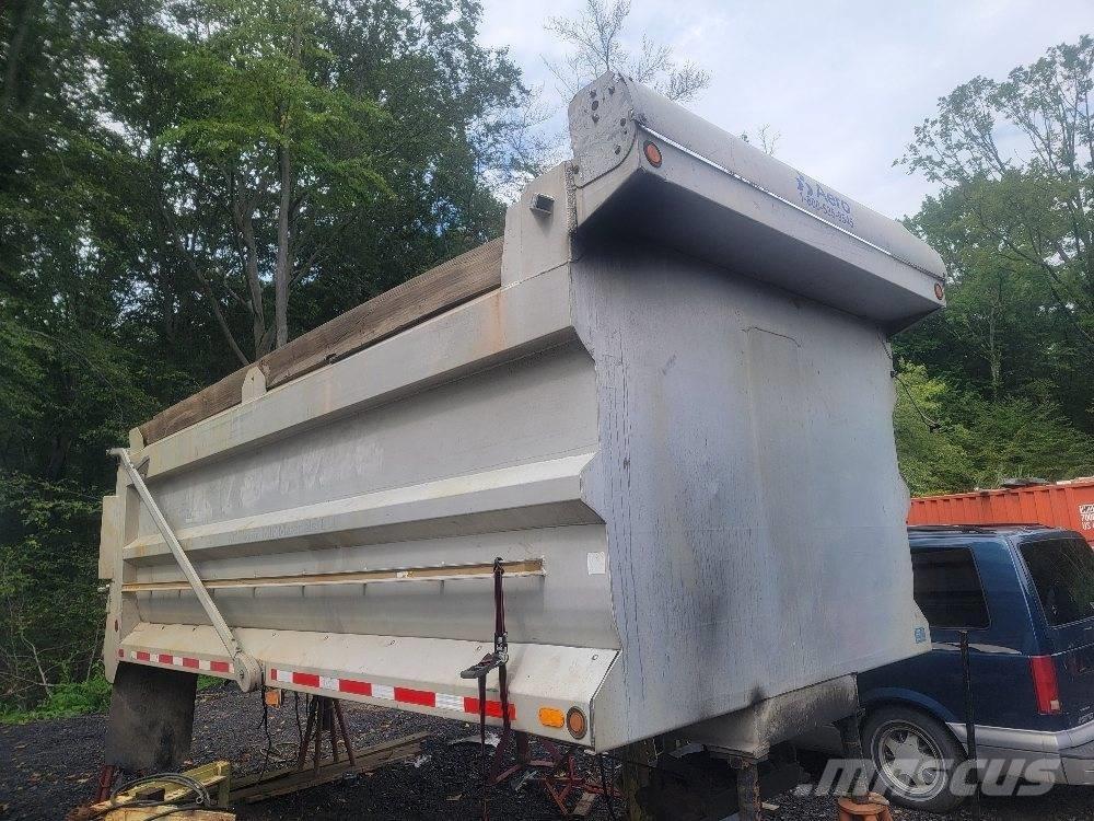  J & J 17' Dump Body Pašizgāzējs