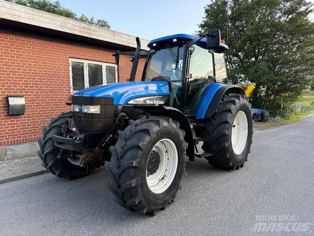 New Holland TM 155 Traktori