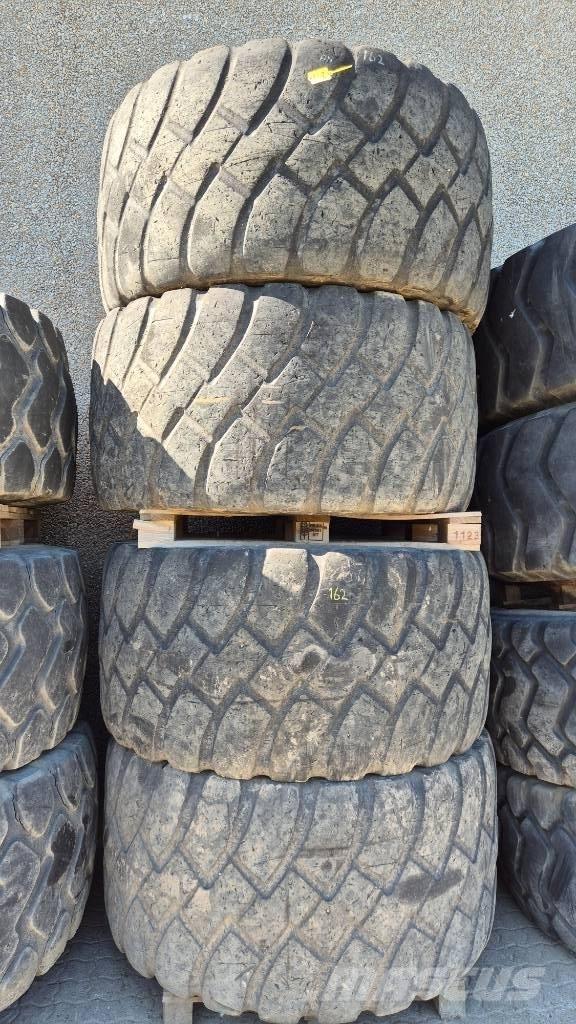  Dæk 750/65 R25 Riepas, riteņi un diski