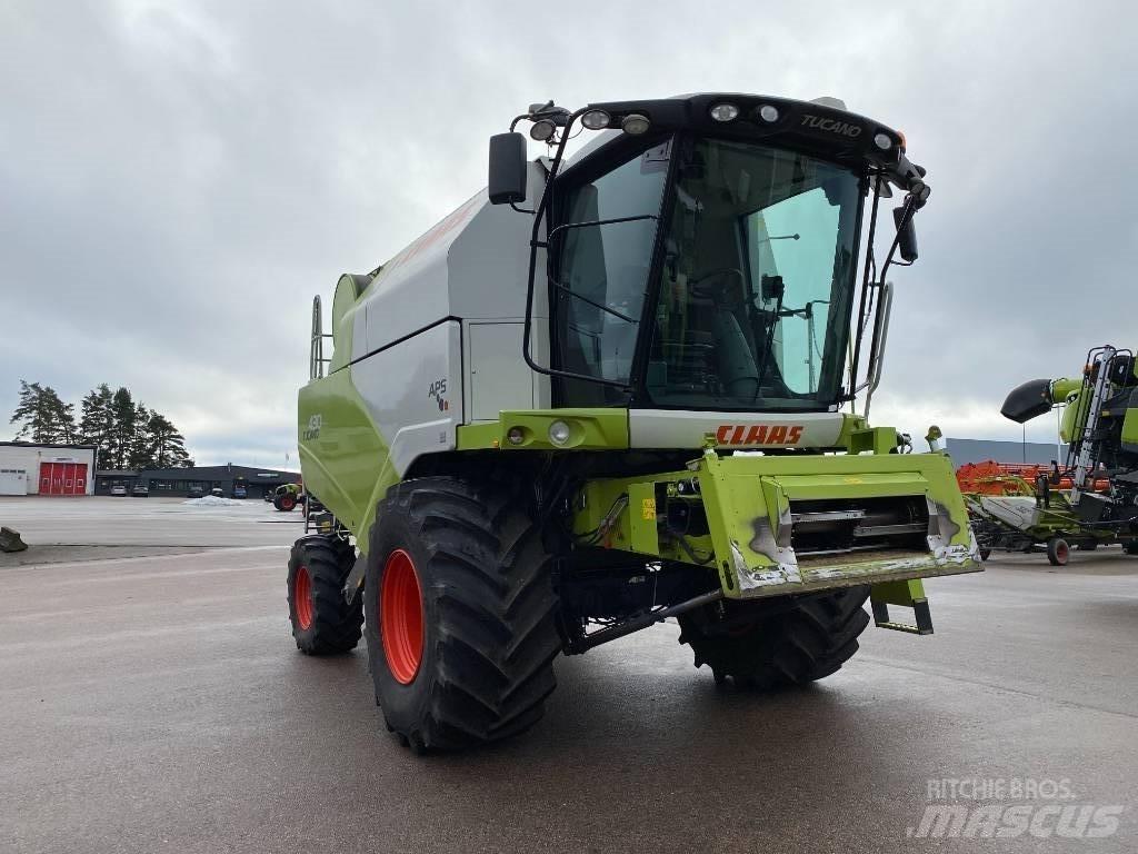 CLAAS Tucano 430 Ražas novākšanas kombaini