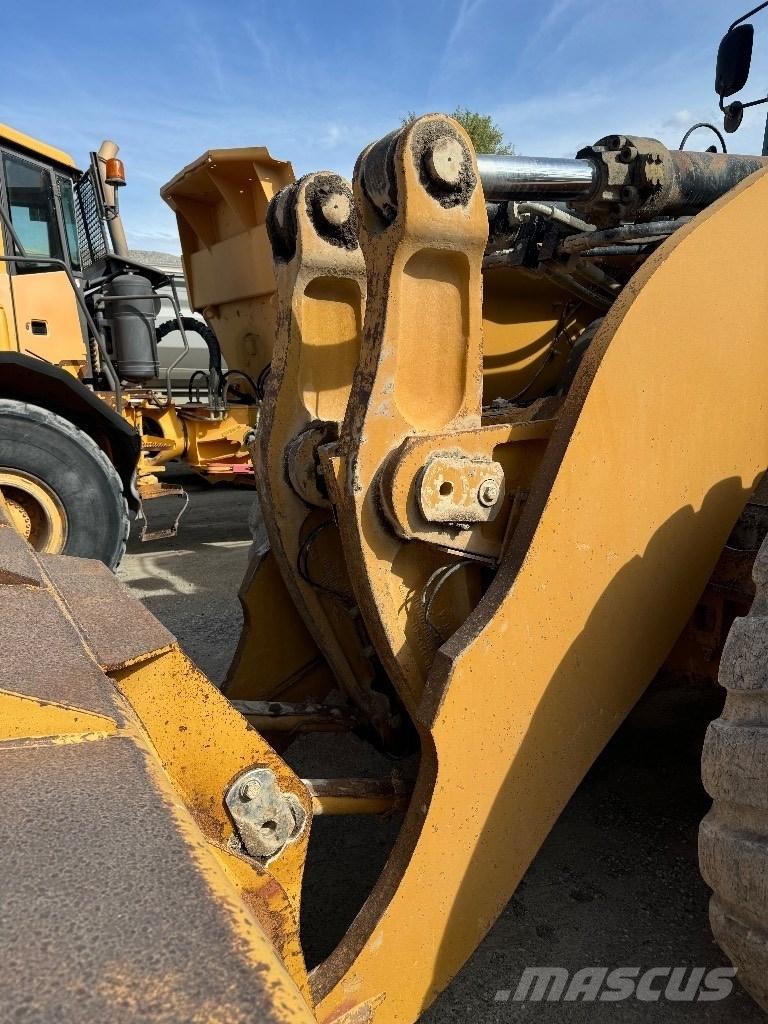 CAT 980 K Iekrāvēji uz riteņiem