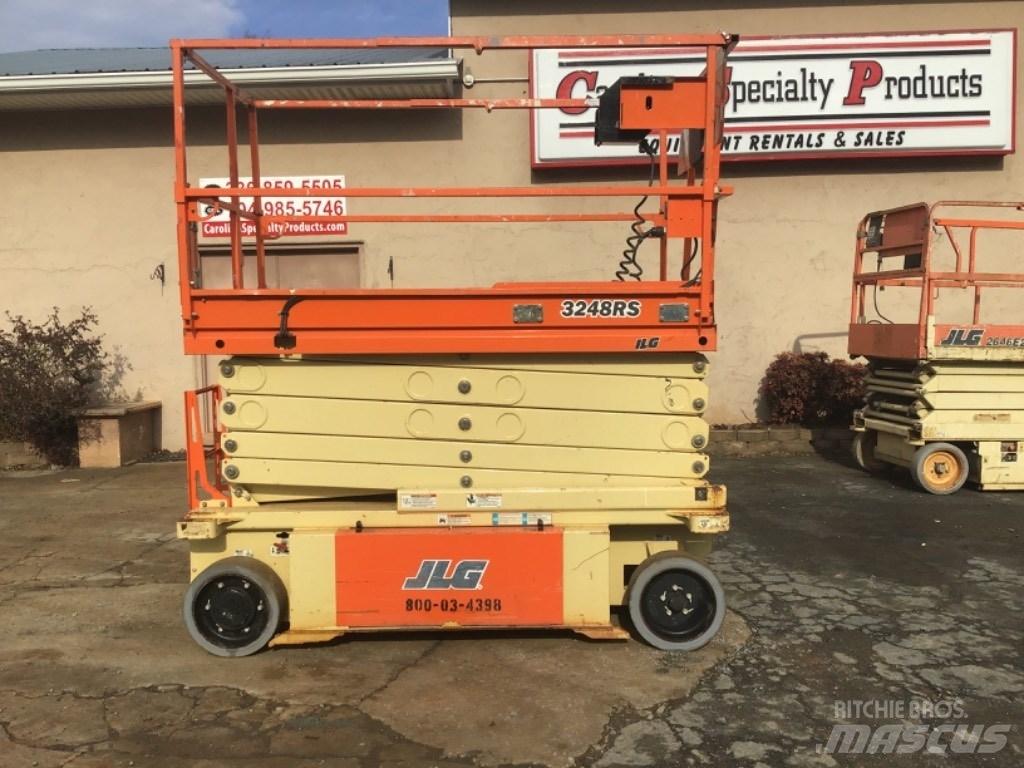 JLG 3248RS Šķerveida pacēlāji