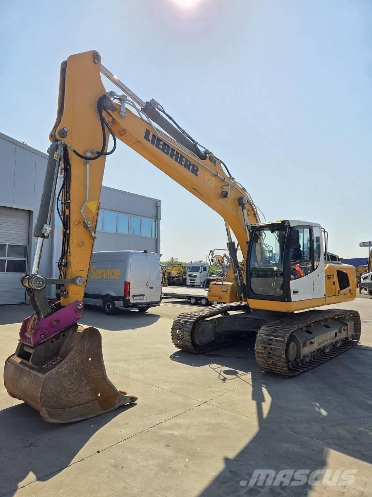 Liebherr R 922 SLC Kāpurķēžu ekskavatori