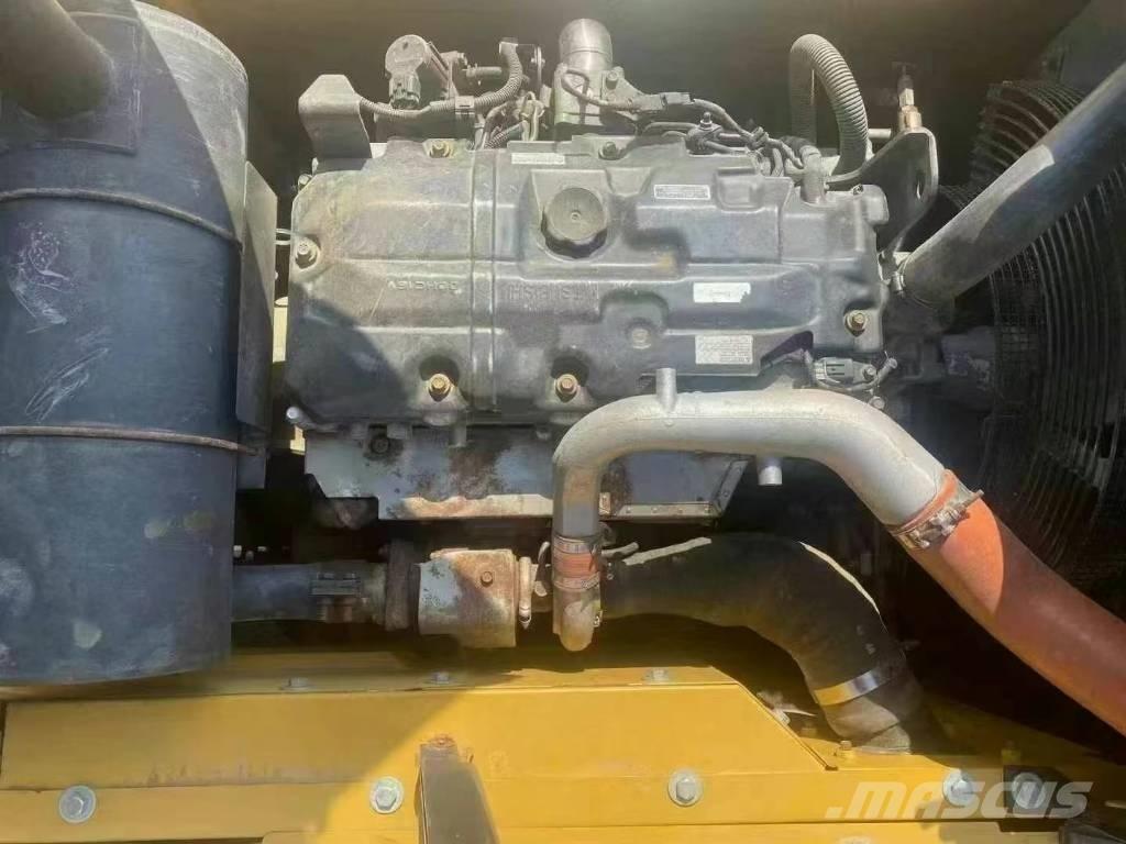 Sany SY 215 C Kāpurķēžu ekskavatori