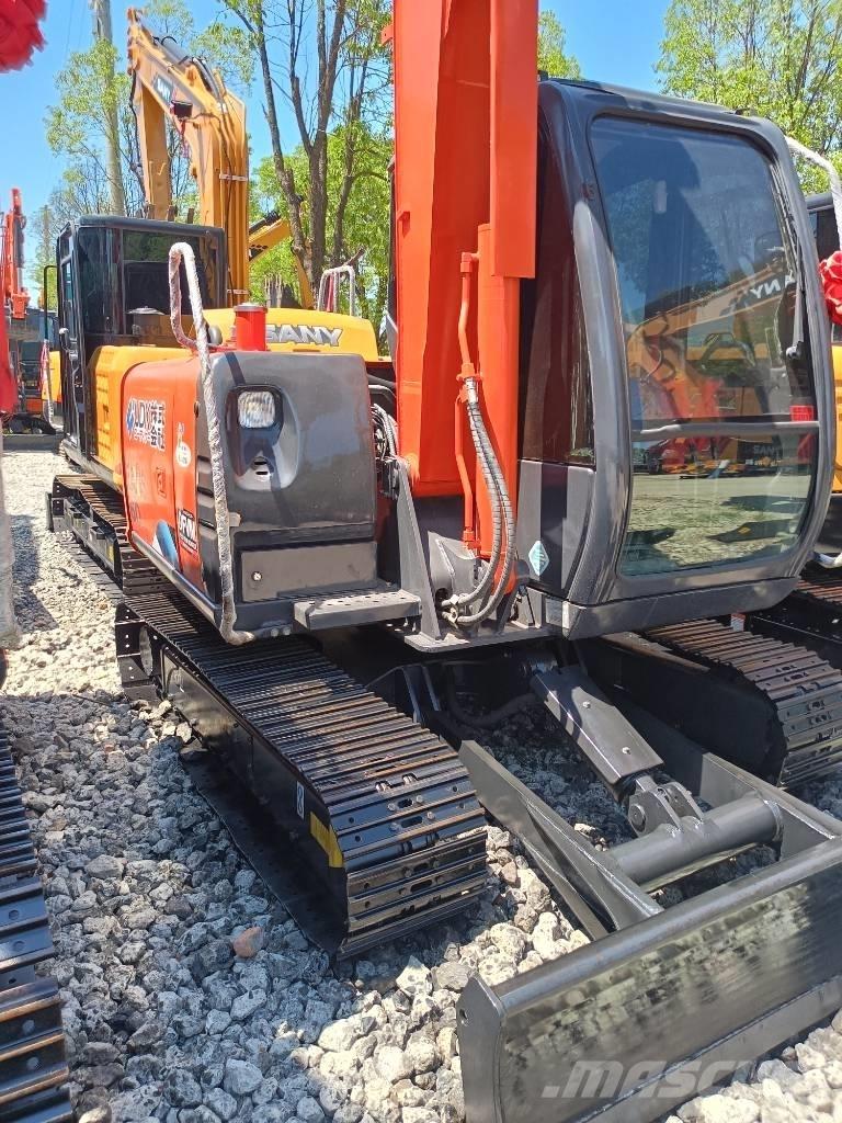 Hitachi 60 Kāpurķēžu ekskavatori