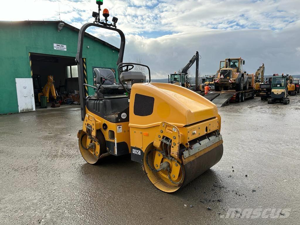 Volvo DD 25 B Divvalču grunts veltņi