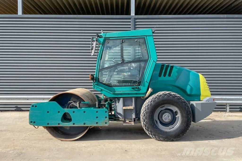 Hamm 3307 HT Vienvalča grunts veltņi