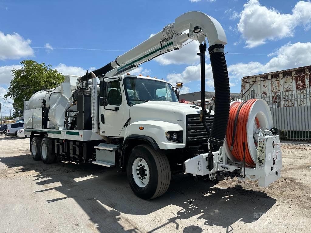 Freightliner 114 SD Kombinētās vakumsūkņa mašīnas