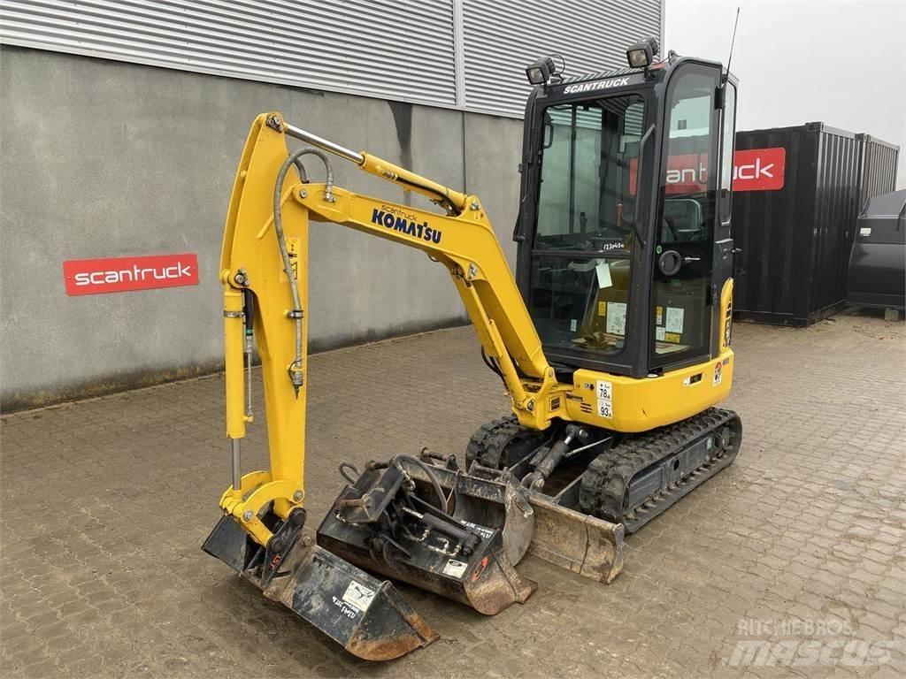 Komatsu PC16R-3 Ekskavatori uz riteņiem