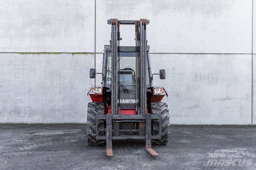 Manitou M 30.4 Tehnika ar dīzeļa dzinēju