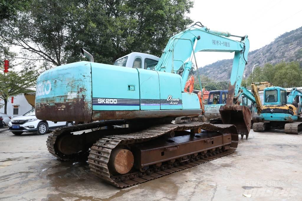 Kobelco SK 200-5 Kāpurķēžu ekskavatori
