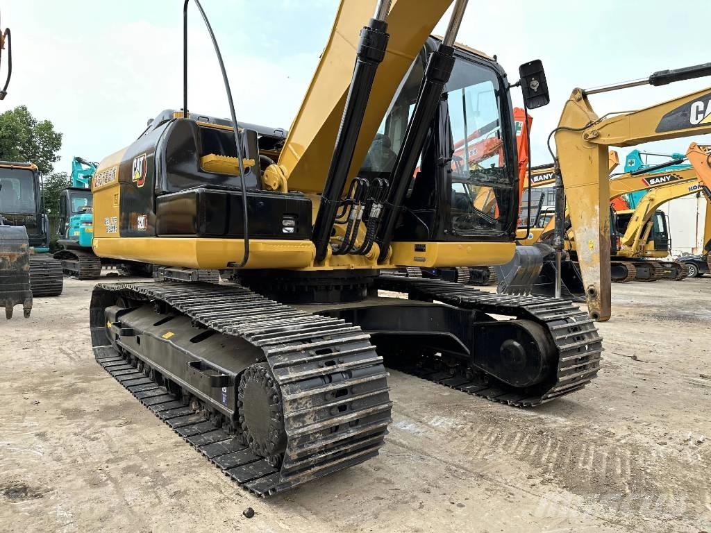 CAT 320D Kāpurķēžu ekskavatori