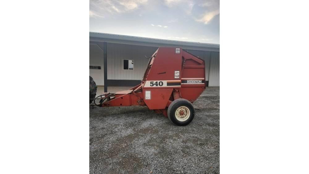 Hesston 540 Rituļu preses
